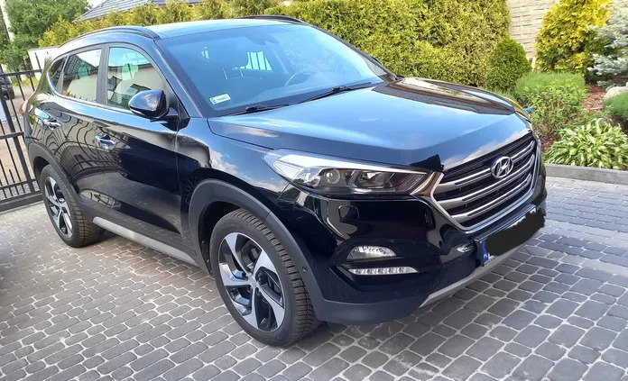 samochody osobowe Hyundai Tucson cena 90900 przebieg: 96900, rok produkcji 2017 z Góra